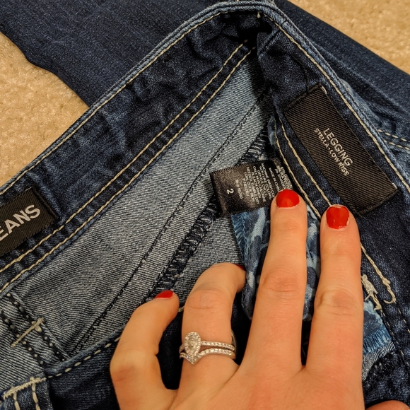 Express Pants - Picture 3 of 6